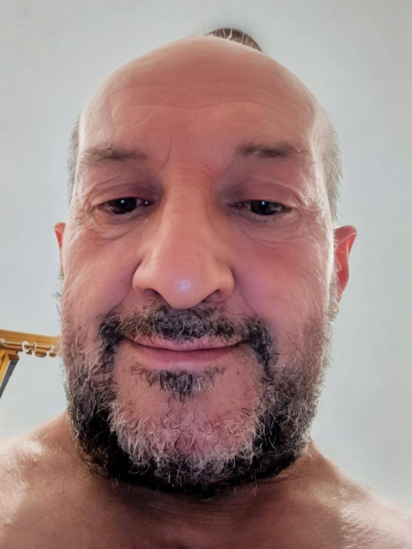 Adiano